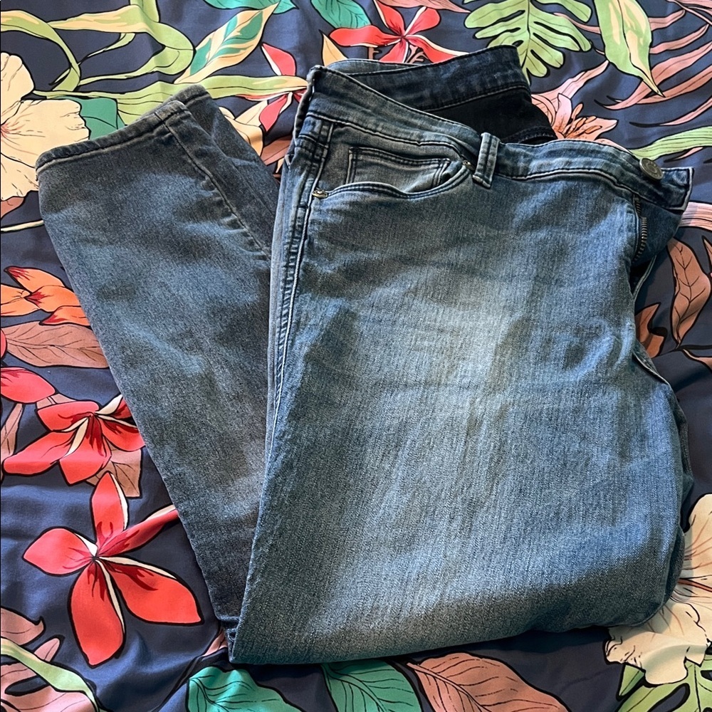 Kut from the Kloth cropped stretch jeans
